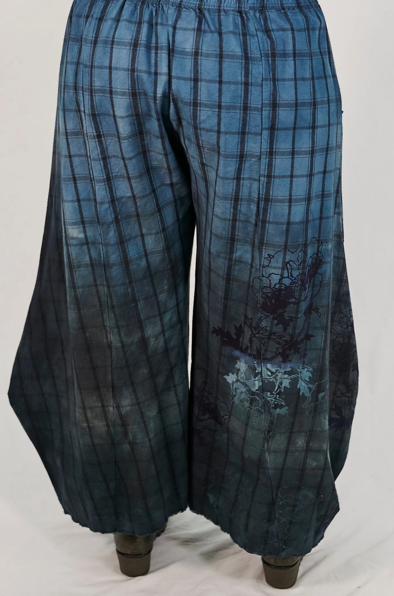 3159P Plaid Klee Pant Blues/Midnight Dip w/Floral Handprint